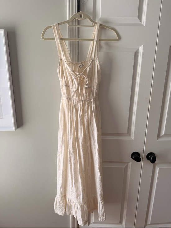 Roxy Dresses & Skirts - Roxy Cream Tie-Front Maxi Dress